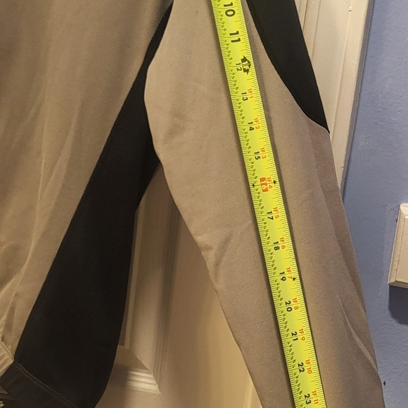 Sugoi Women's Cycling Jacket, Grey / Gray and Black,   LG Large - Picture 10 of 11